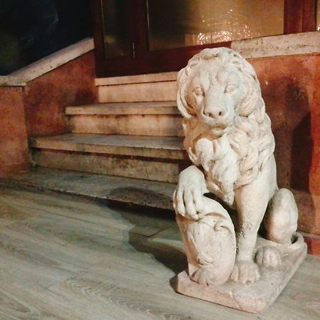 Fermati Che E Tardi Acomodação com café da manhã Tivoli Exterior foto